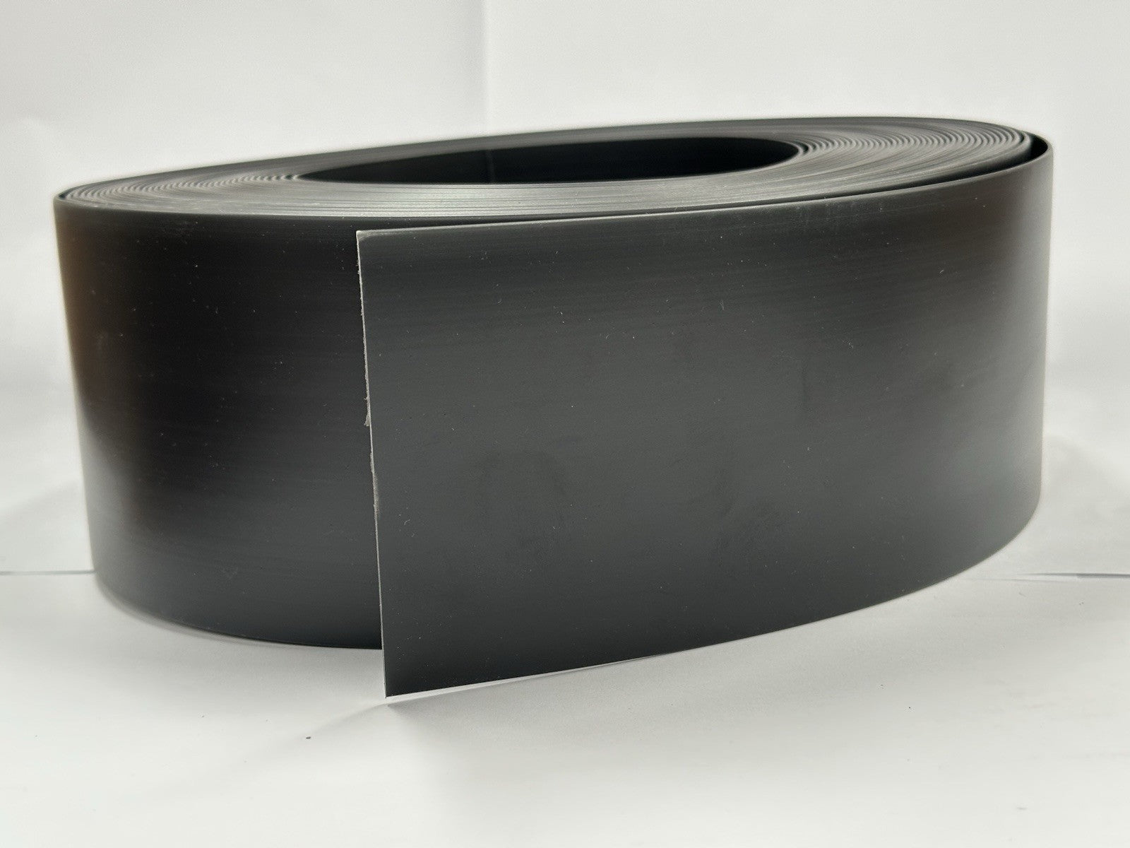 BLACK FLEXIBLE PVC FLAT SKIRTING BOARD 100mm Wide 25m roll. PREMIUM GRADE
